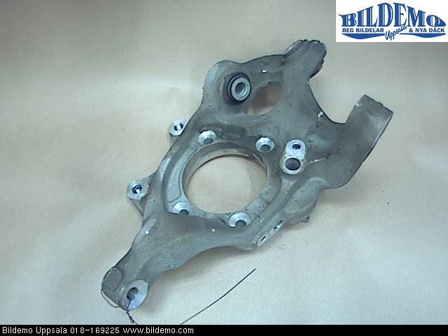 Mercedes-Benz MB E-KLASS (W212) 09-16 Spindel Hb