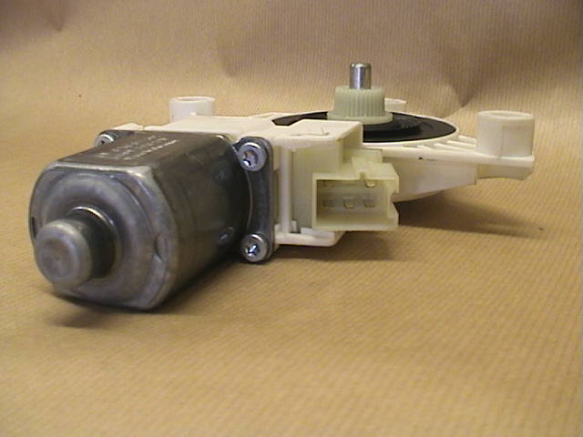 Mercedes-Benz MB C-KLASS (W204) 07-15 Vindusheismotor