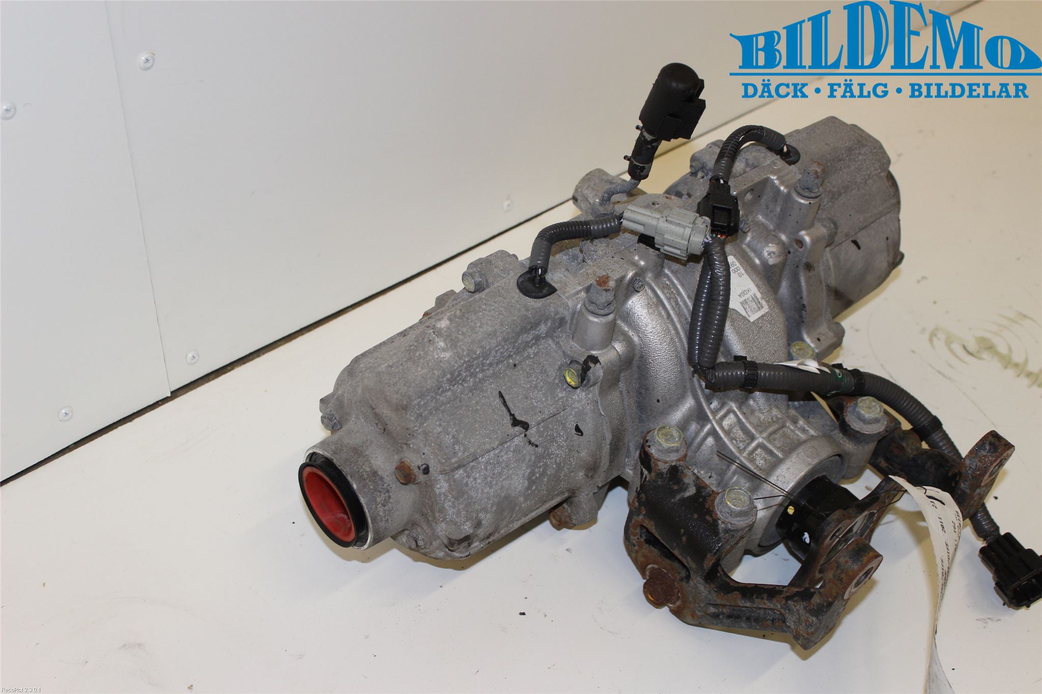 Nissan JUKE 10-14 Bakaksel Kardang Bak -Diff