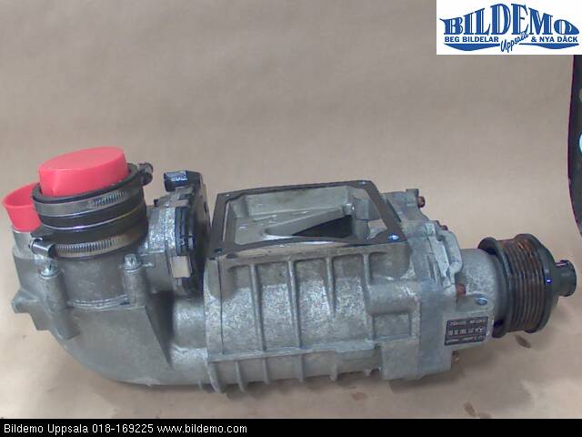 Mercedes-Benz MB C-KLASS (W204) 07-15 Kompressor Reimdrevet