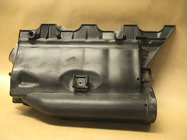 Mercedes-Benz MB C-KLASS (W204) 07-15 Luftfilter Boks