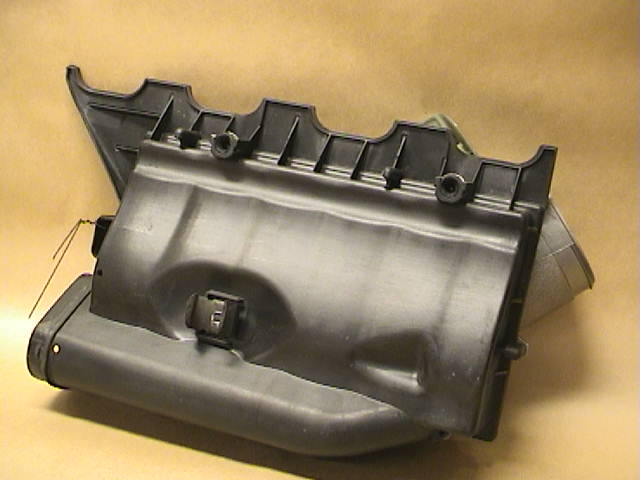 Mercedes-Benz MB C-KLASS (W204) 07-15 Luftfilter Boks