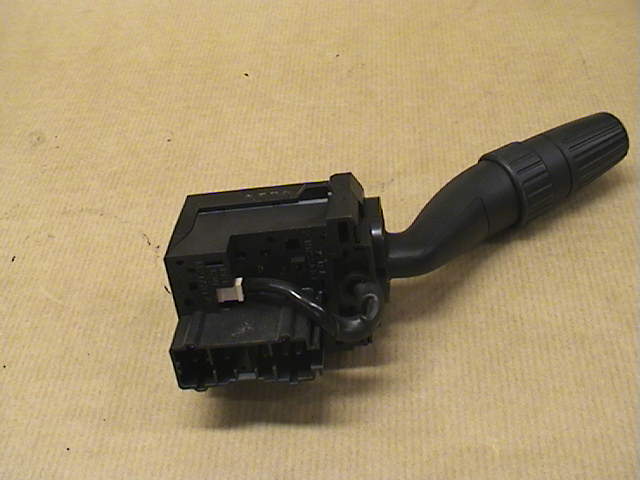 Honda FR-V Bryter Ratt Visker - Spyler