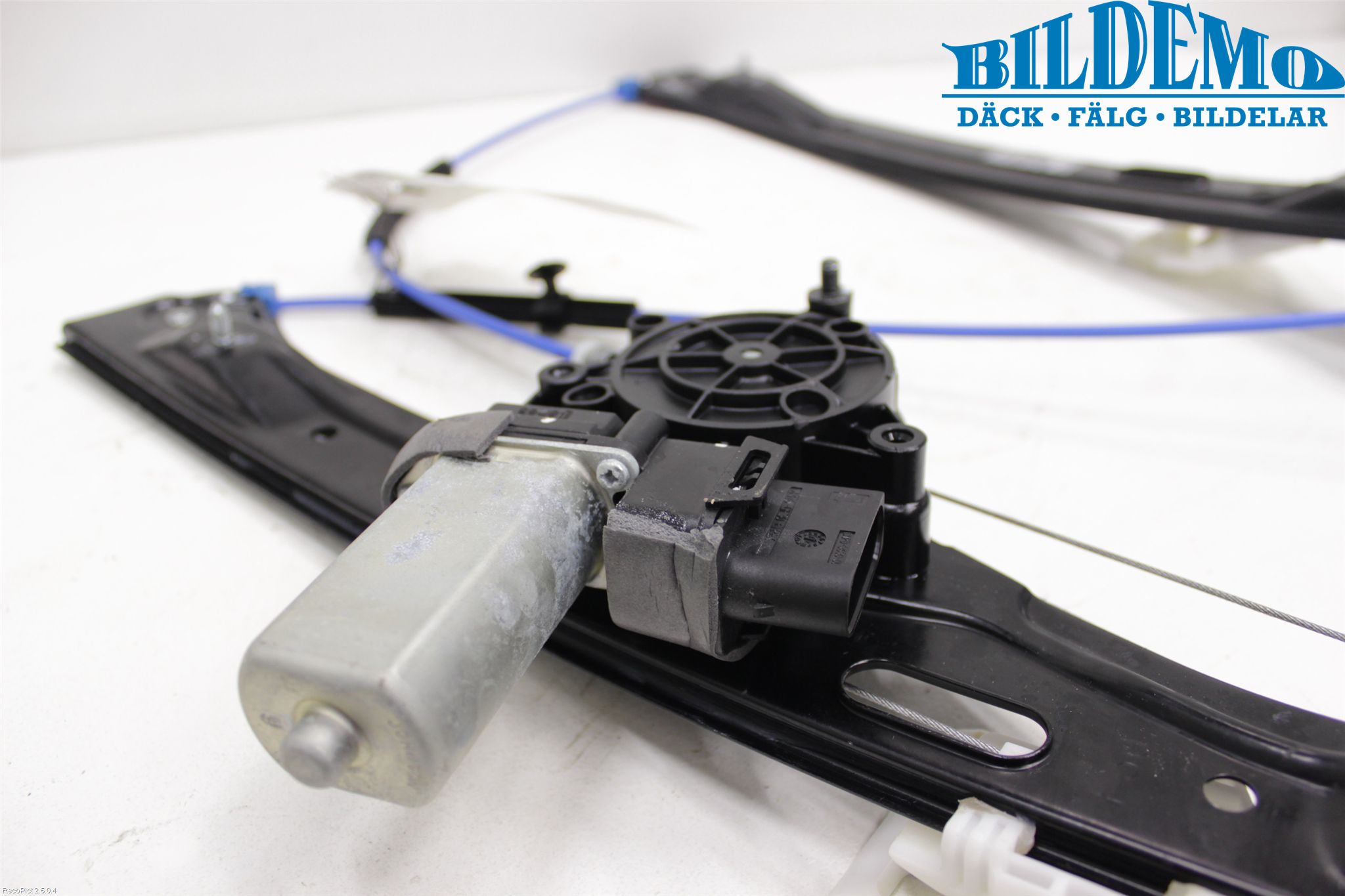 BMW 3 F30/F31/F80 12-19 Vindusheis El Komp