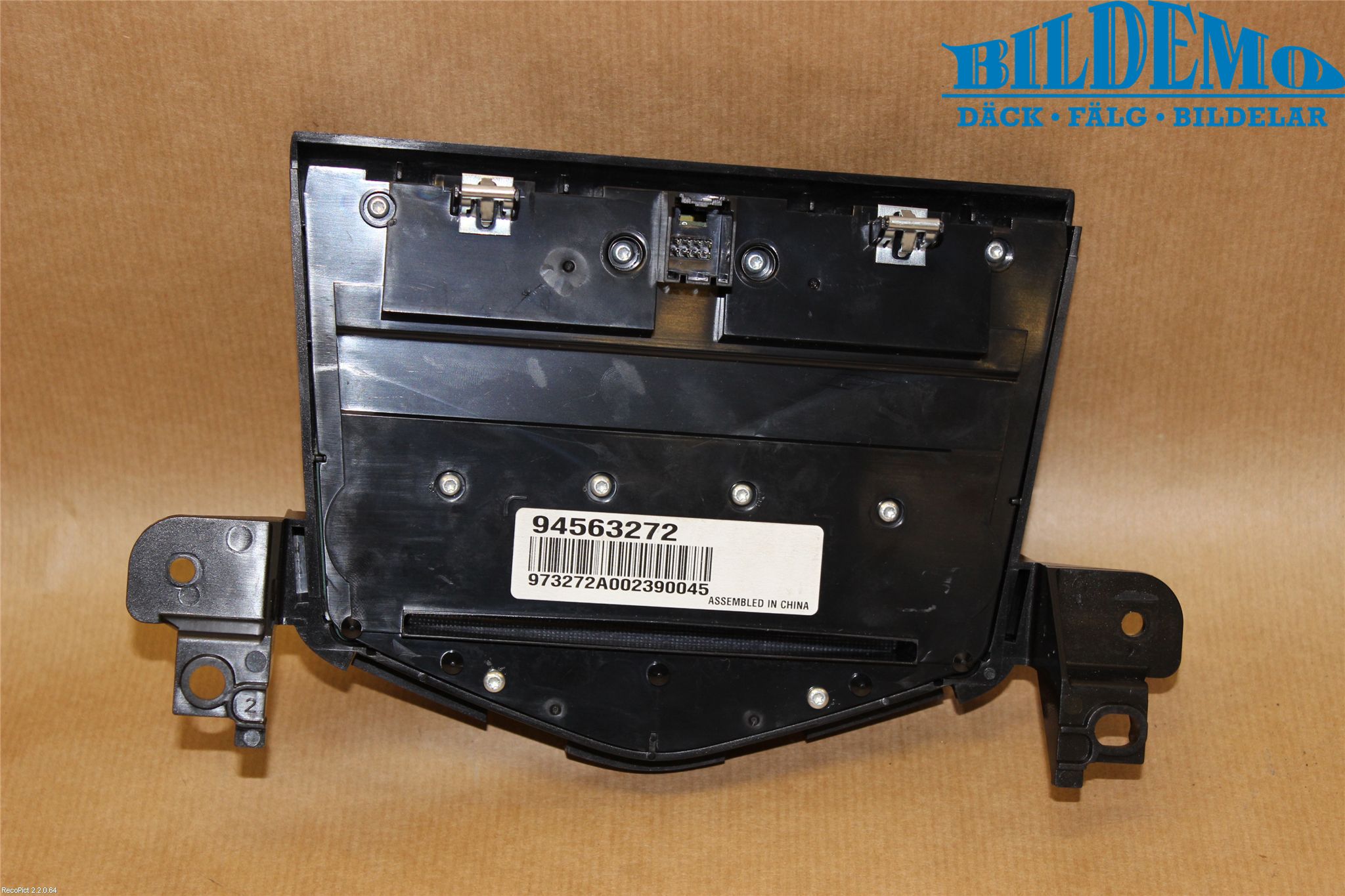 GM CHEVROLET CRUZE Stereo Radio Med Cd