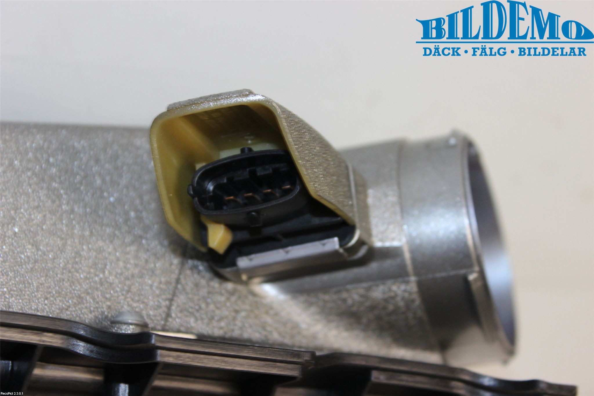 Mercedes-Benz MB CLS (C219) 03-11 Luftfilter Boks