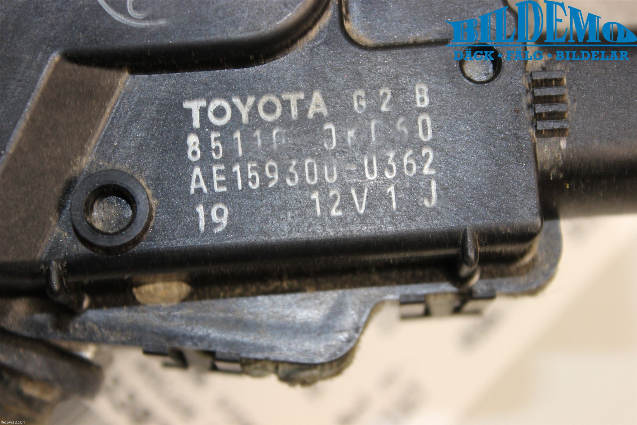 Toyota HILUX 05-16 Viskermotor Frontrute
