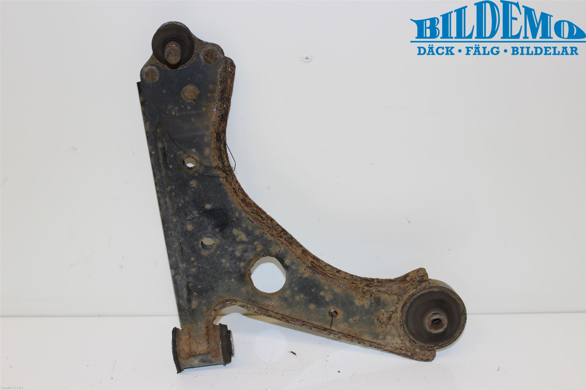 Opel CORSA D 07-14 Bærearm Foran Høyre Nedre