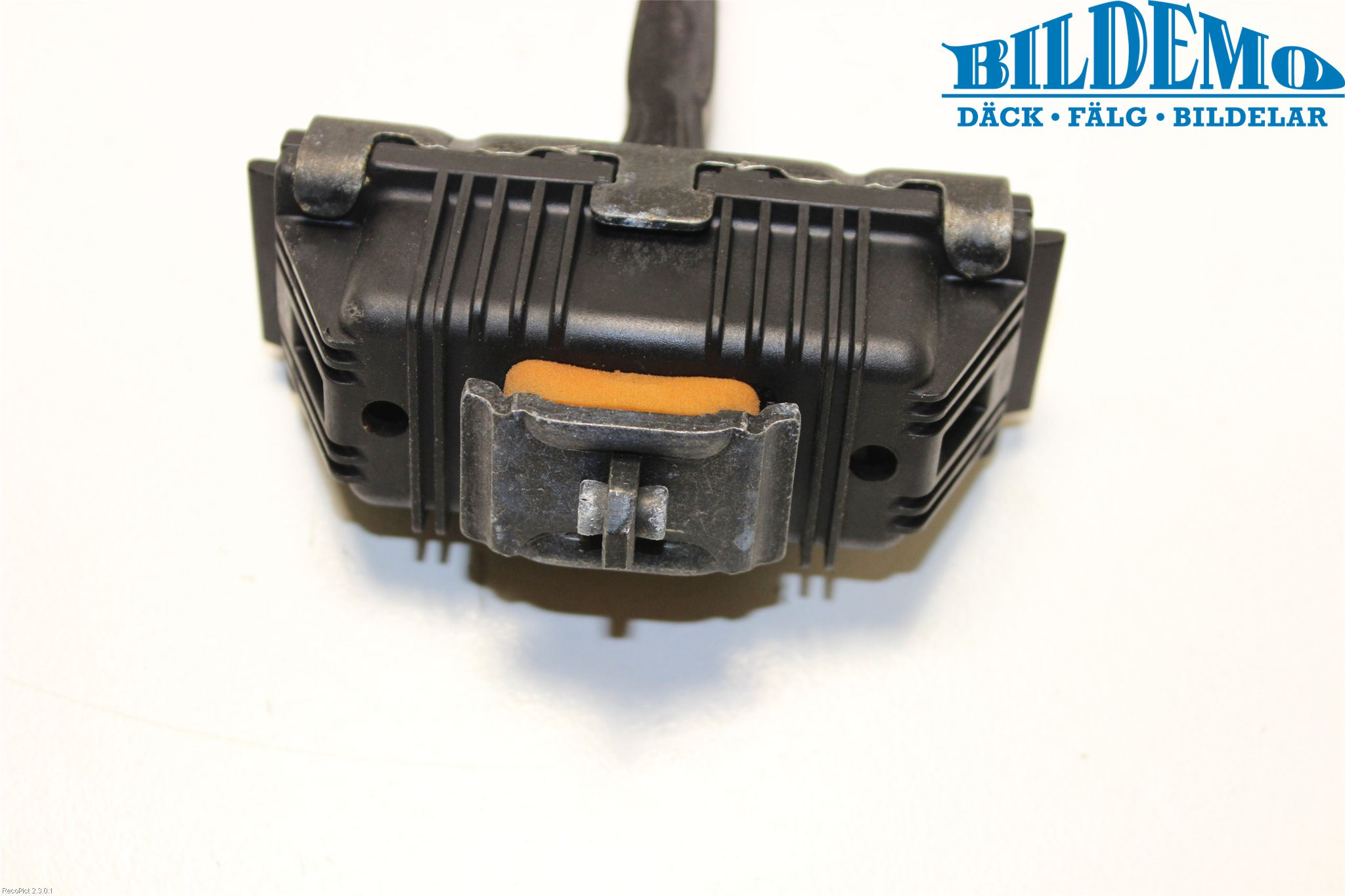 BMW 3 E90/91 SED/TOU 05-12 Dørstopper