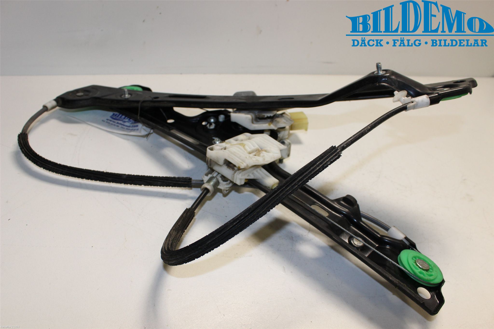 BMW 1 E87/81 5D/3D 03-11 Vindusheis El Komp