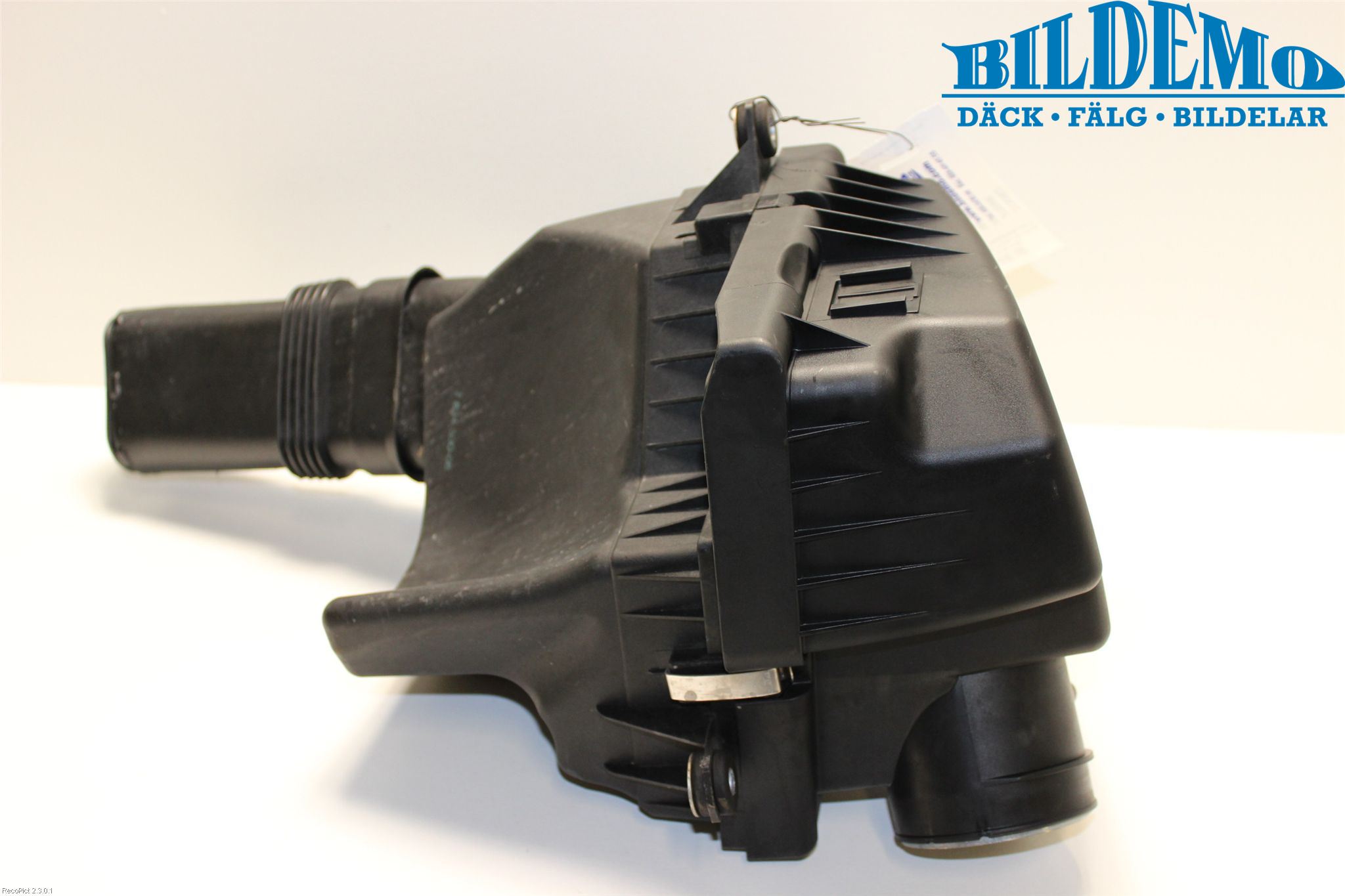 BMW 6 E63/64    02-10 Luftfilter Boks