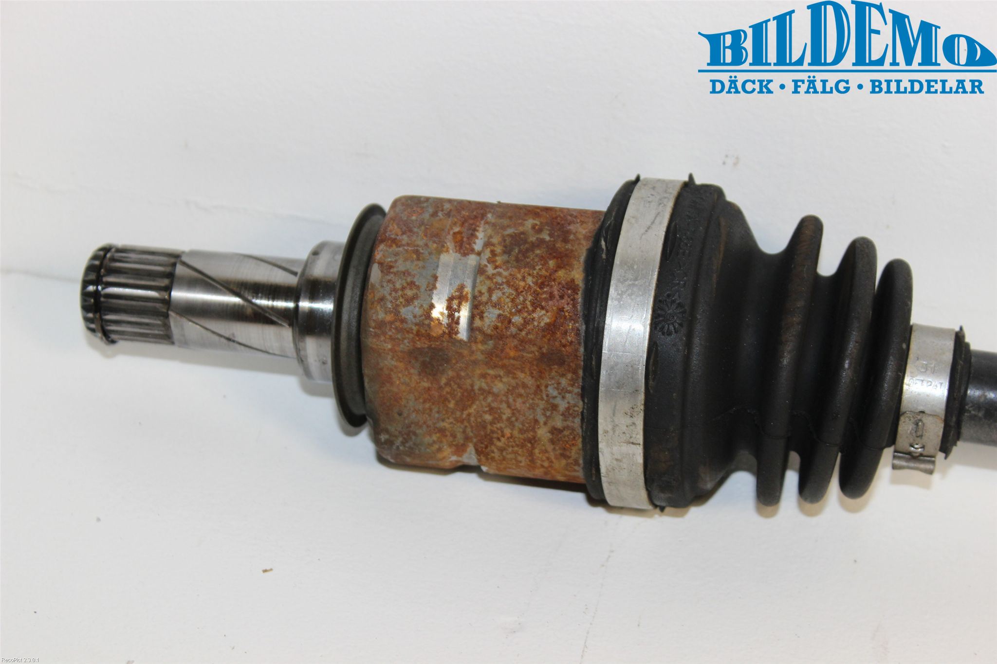Opel CORSA D 07-14 Drivaksel Foran Kompl Høyre