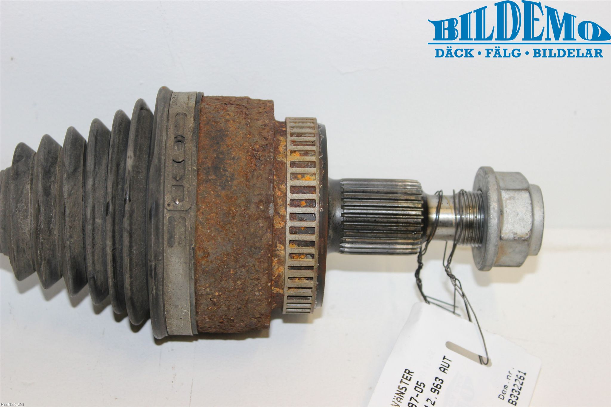 Mercedes-Benz MB ML (W163) 97-05 Drivaksel Bak Kompl Venstre