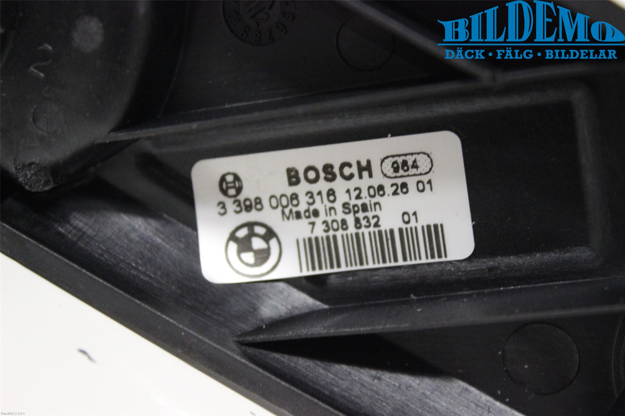 BMW 5 F10/F11/F18 09-17 Viskeroverføring Bakrute