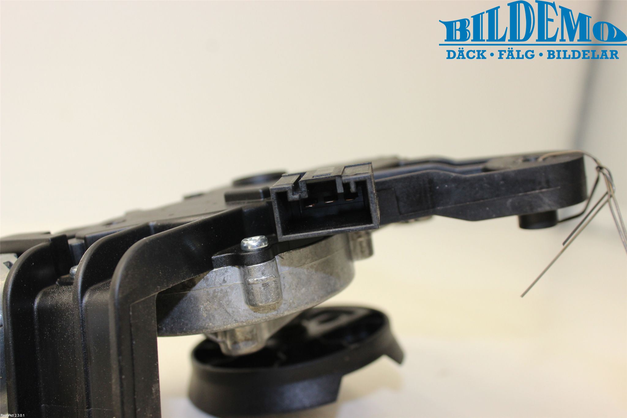 BMW 5 F10/F11/F18 09-17 Viskermotor Bakluke
