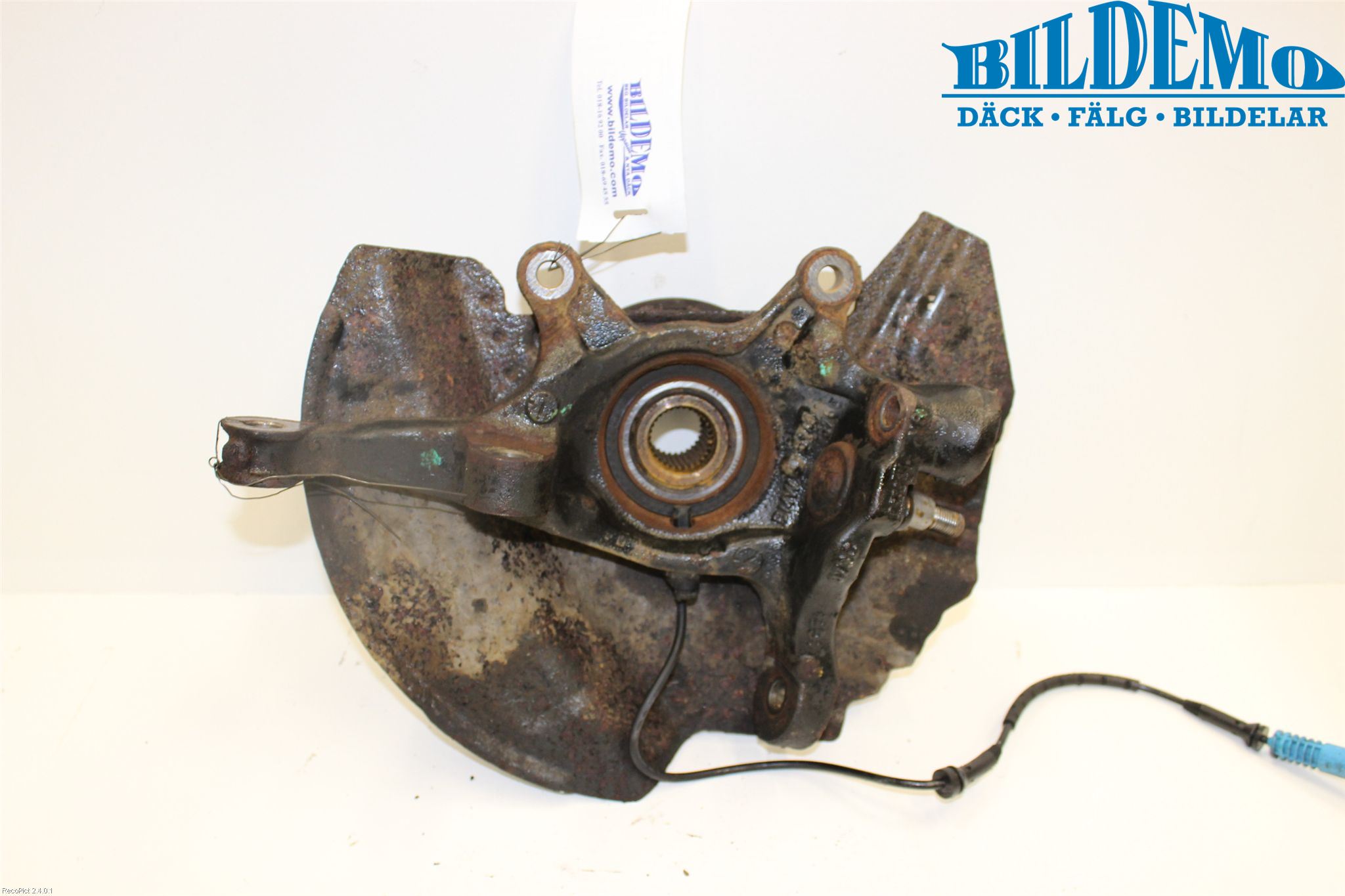 BMW X5 E53     99-06 Spindel Hf