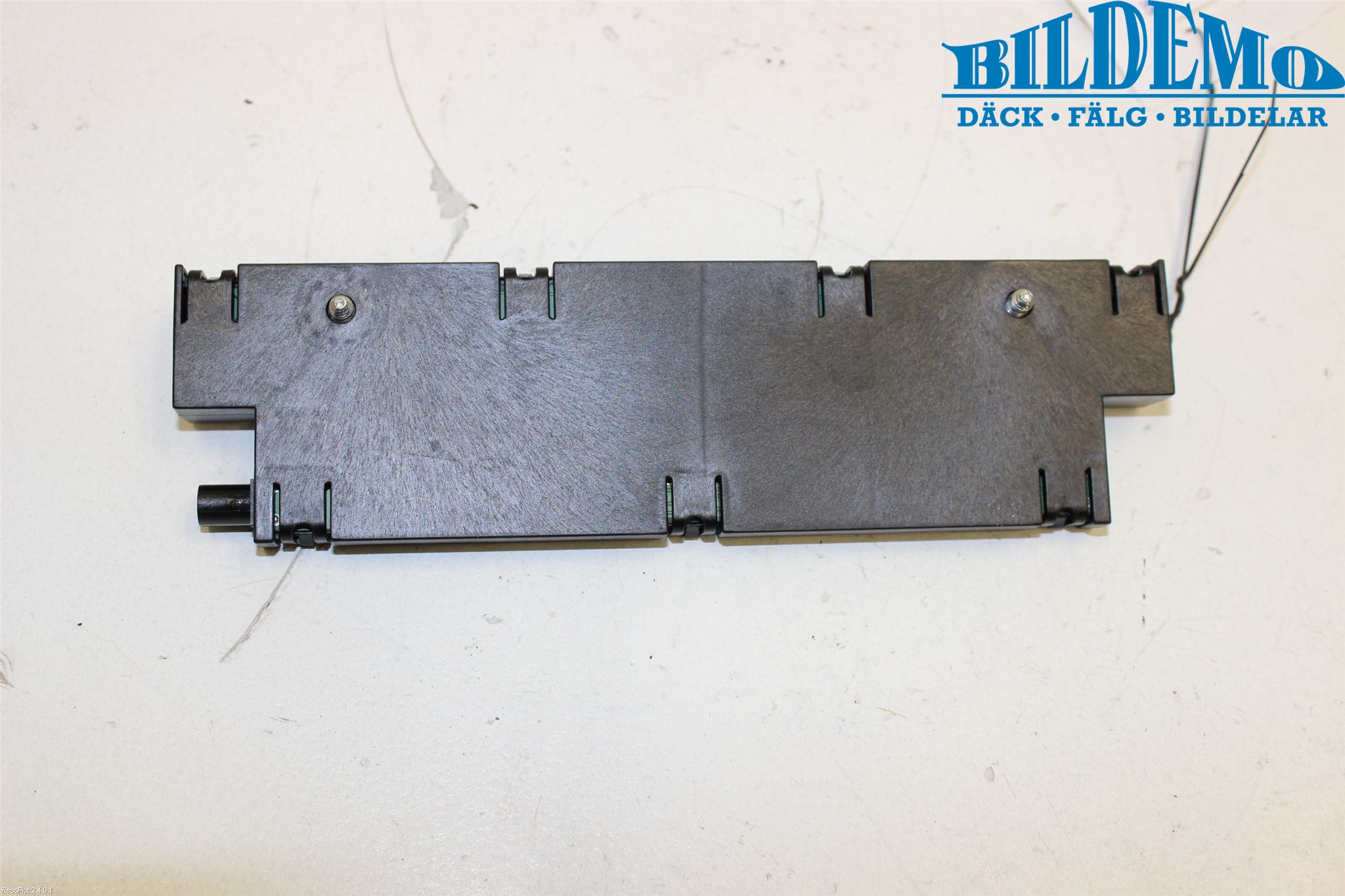 BMW 5 F10/F11/F18 09-17 Stereo Antenneforsterker
