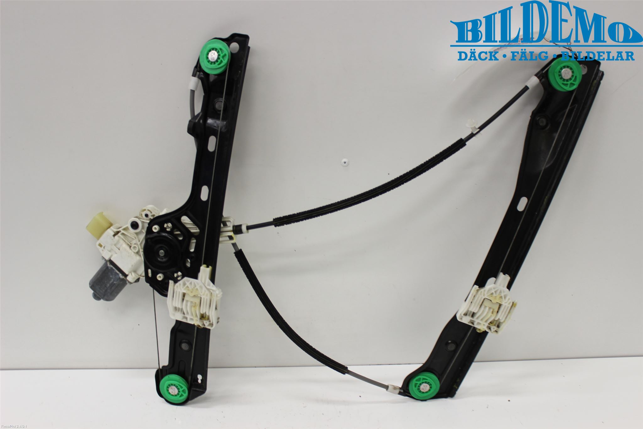 BMW 1 E87/81 5D/3D 03-11 Vindusheis El Komp
