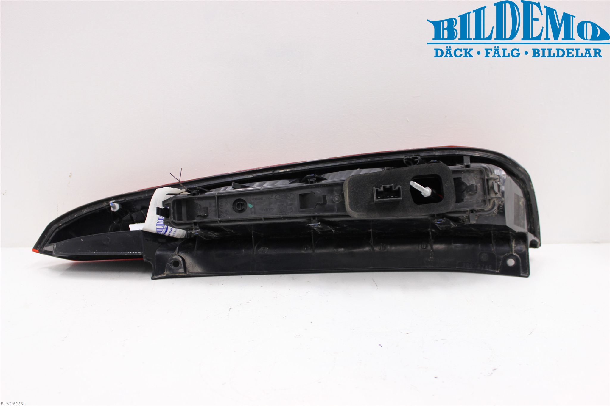 Ford FIESTA     02-05 Baklykt Venstre