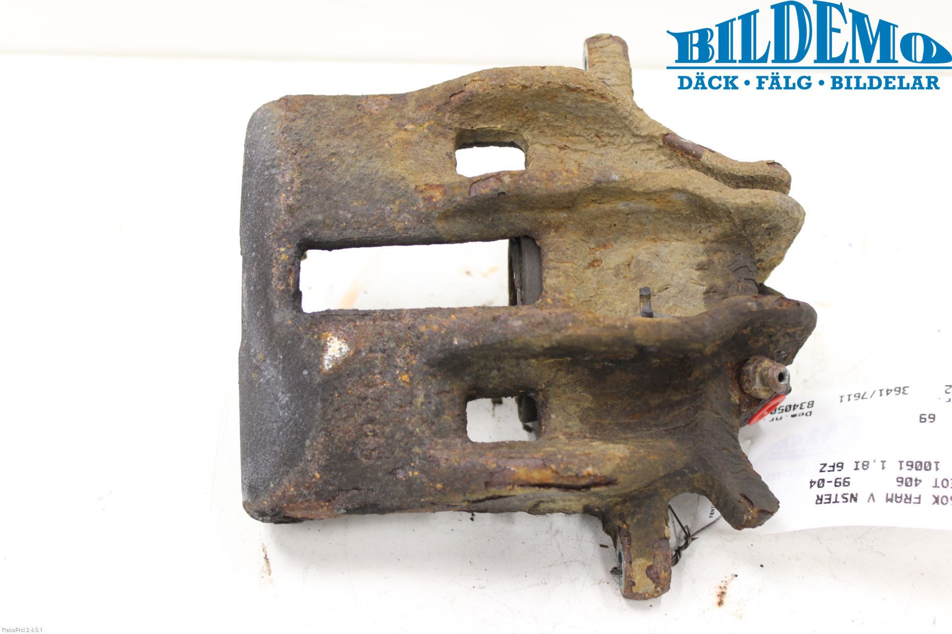 Peugeot 406     99-04 Bremsecaliper Foran Venstre