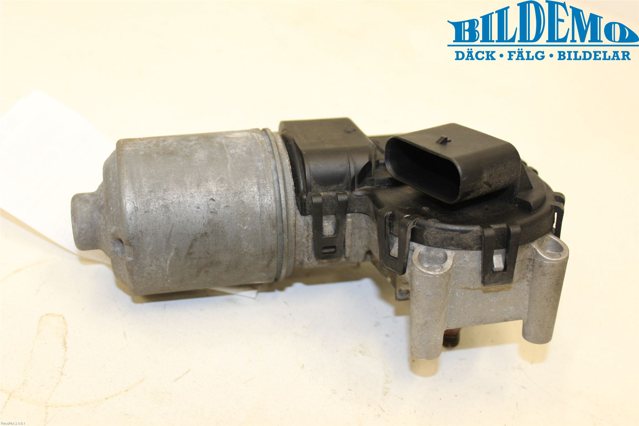 Ford MONDEO     01-06 Viskermotor Frontrute