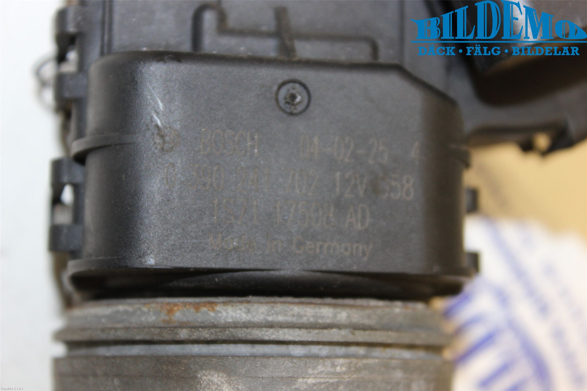 Ford MONDEO     01-06 Viskermotor Frontrute