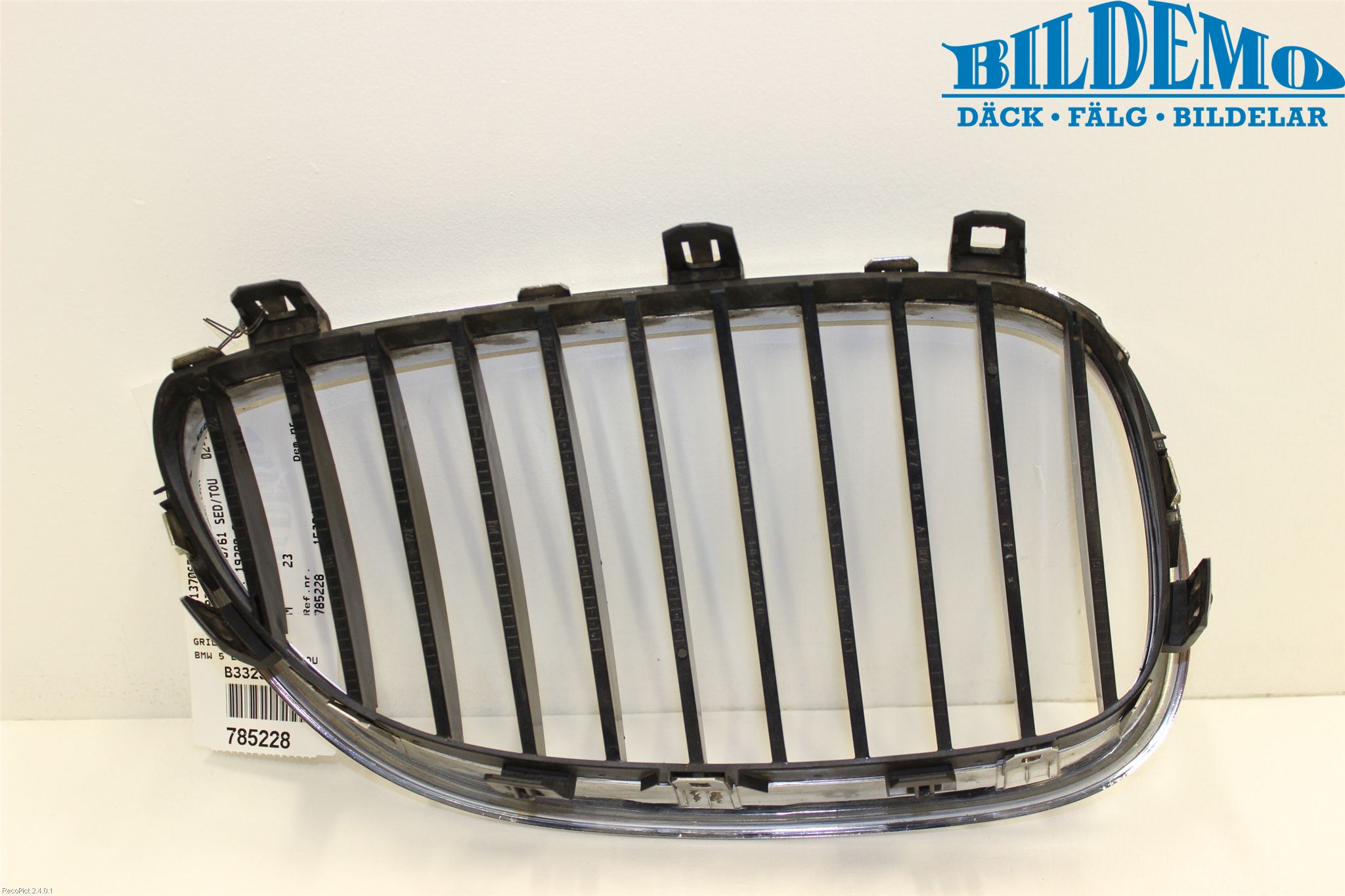 BMW 5 E60/61 Sed/Tou 02-10 Grilldel Venstre