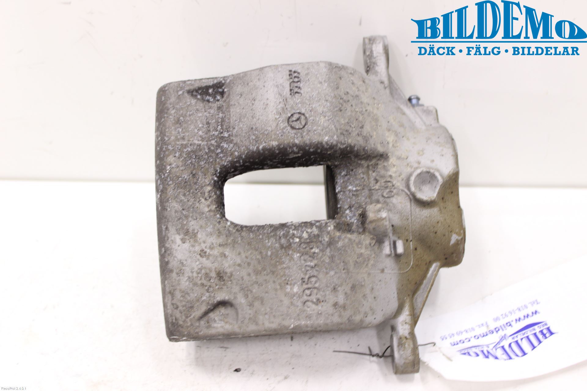 Mercedes-Benz MB C-KLASS (W204) 07-15 Bremsecaliper Foran Venstre