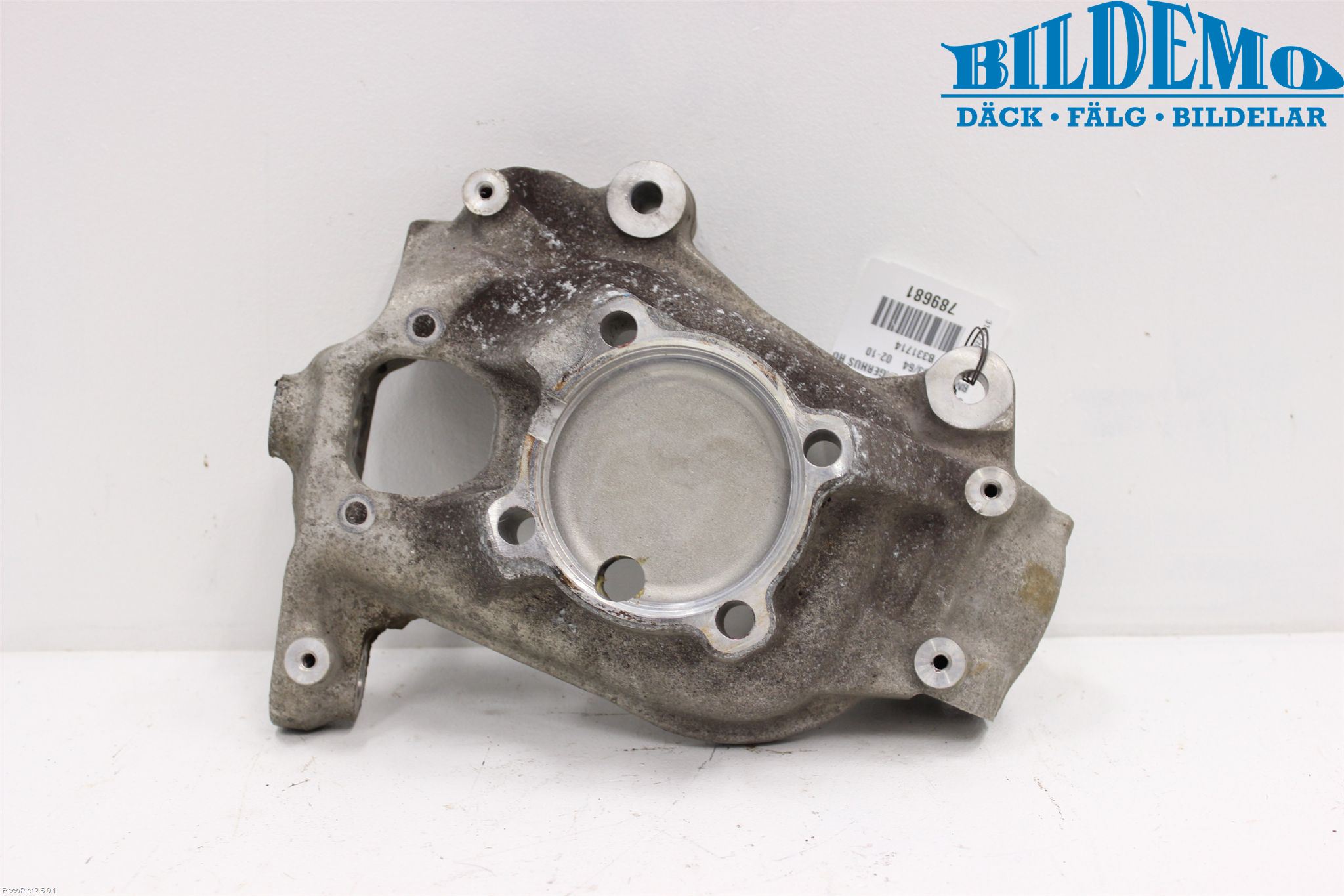 BMW 6 E63/64    02-10 Spindel Hf