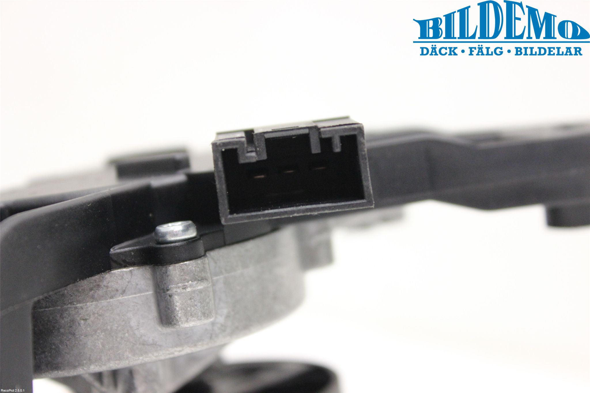 BMW 5 F10/F11/F18 09-17 Viskermotor Bakluke