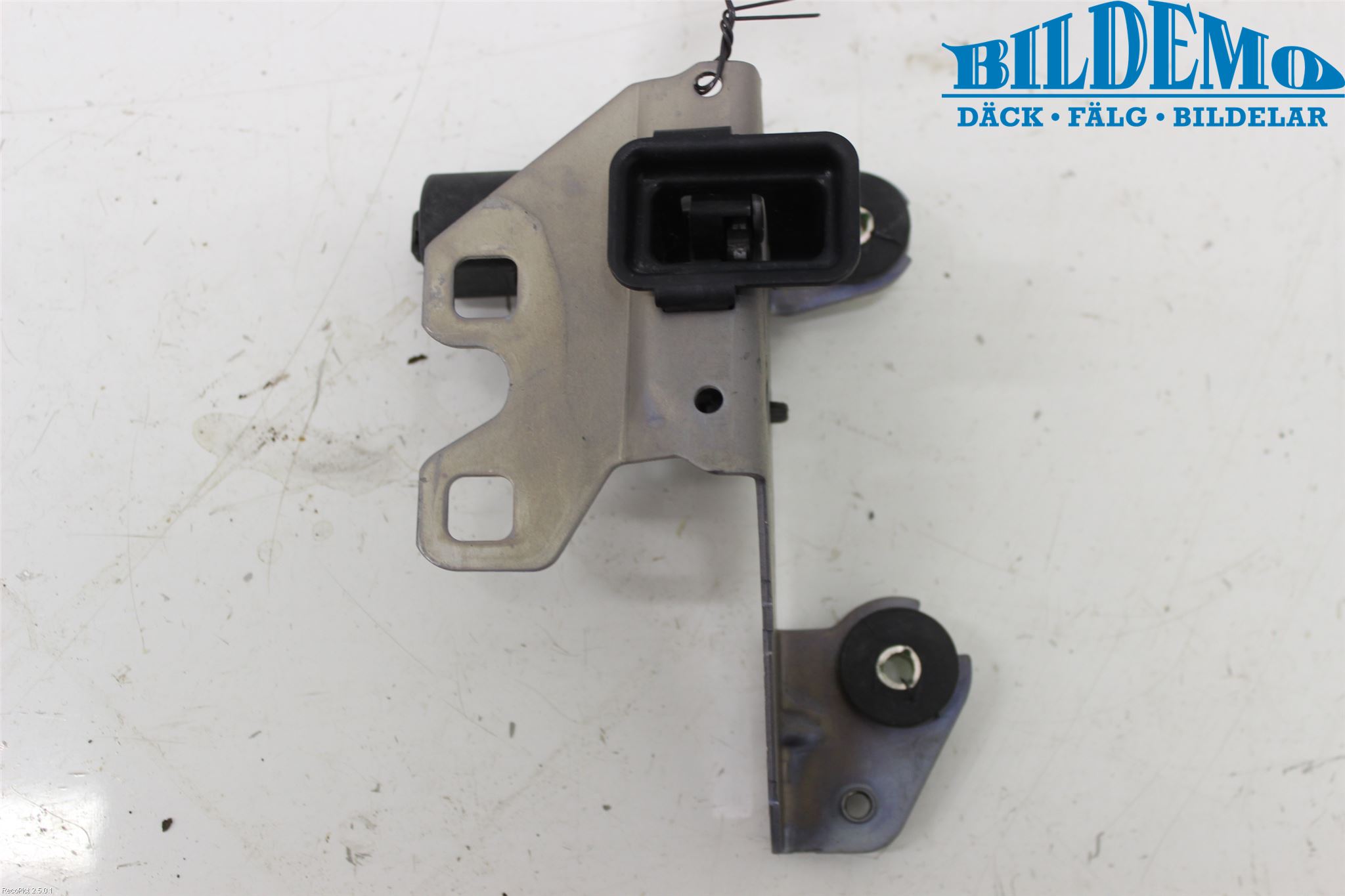 BMW 3 F30/F31/F80 12-19 Bakluke-Lokk Låsekasse