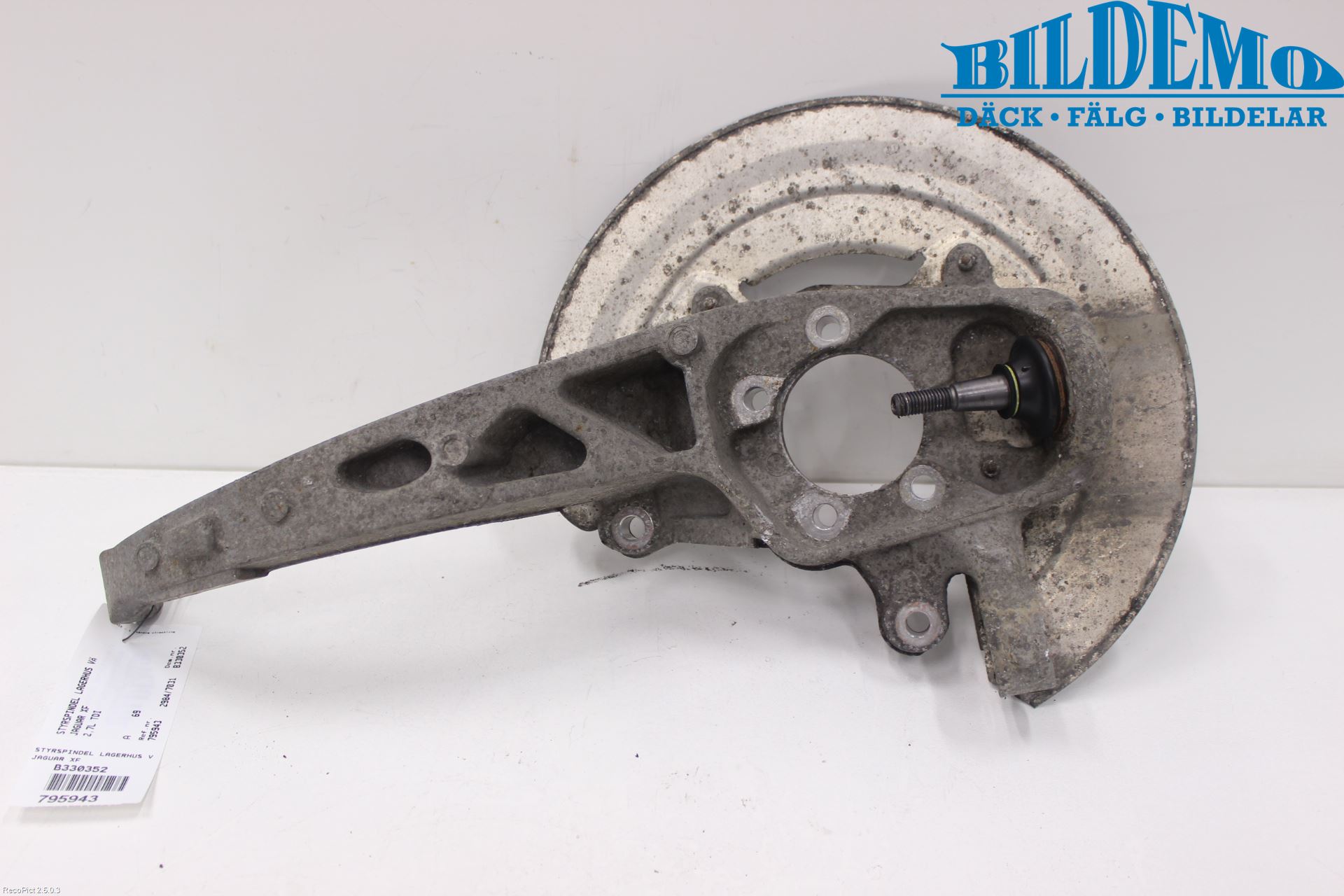 Jaguar XF 08-15 Spindel Vf