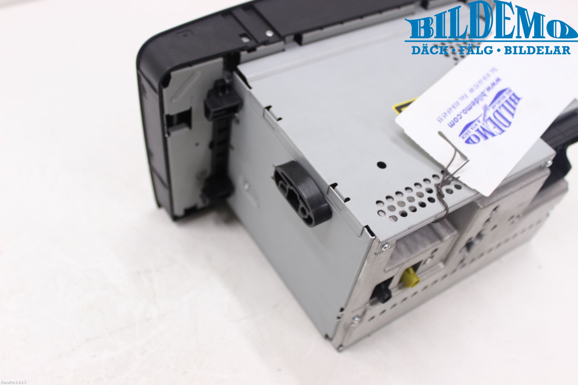 Mercedes-Benz MB ML (W164) 05-11 Stereo Radio Med Cd