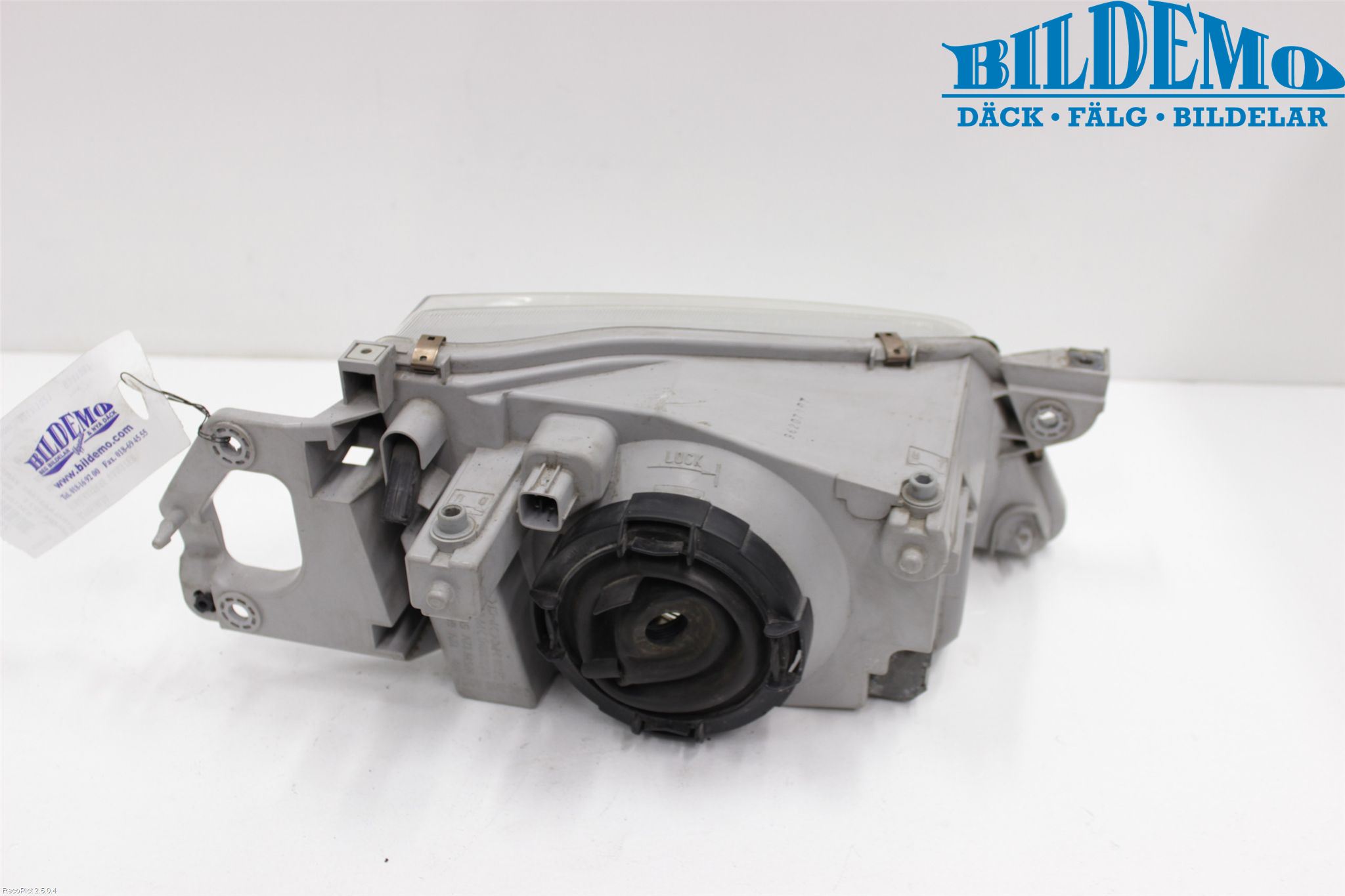 Mazda 323 F 99-03 Frontlykt Venstre