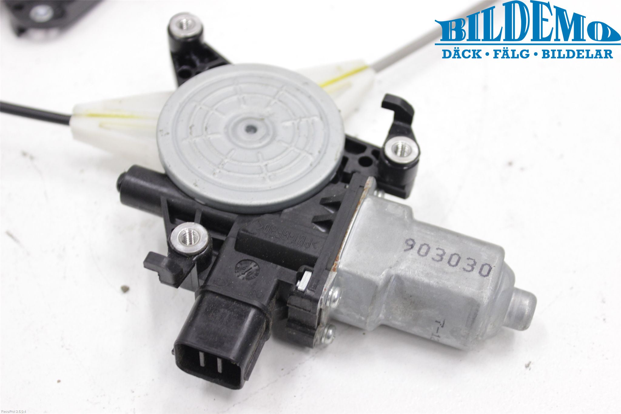 Subaru FORESTER SH  08-13 Vindusheis El Komp