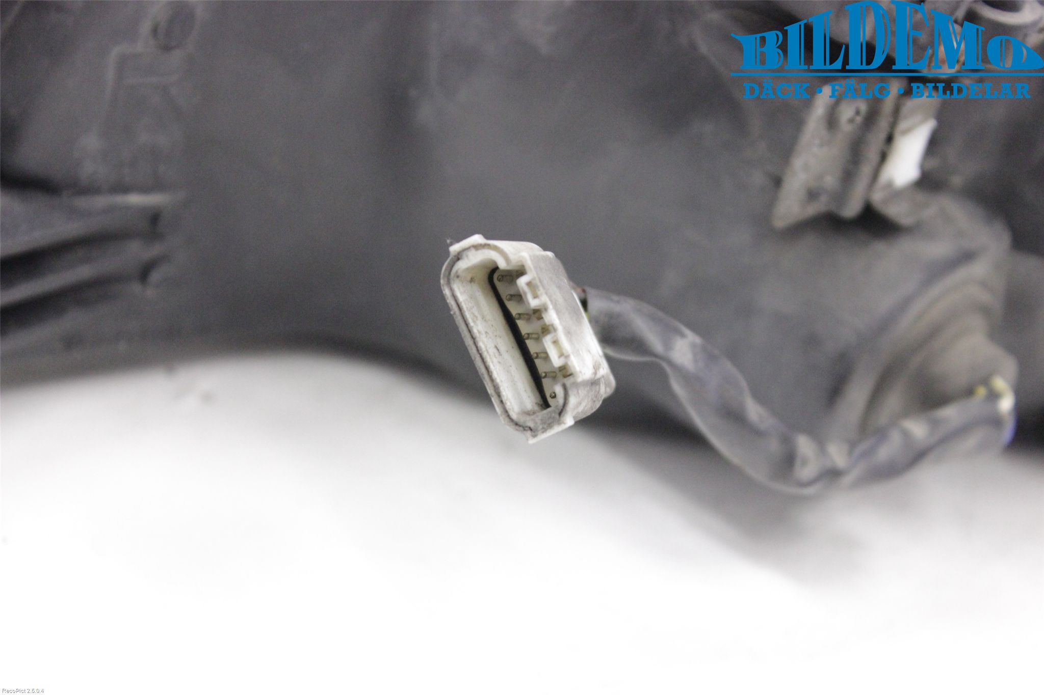 Mitsubishi SPACE RUNNER Frontlykt Høyre