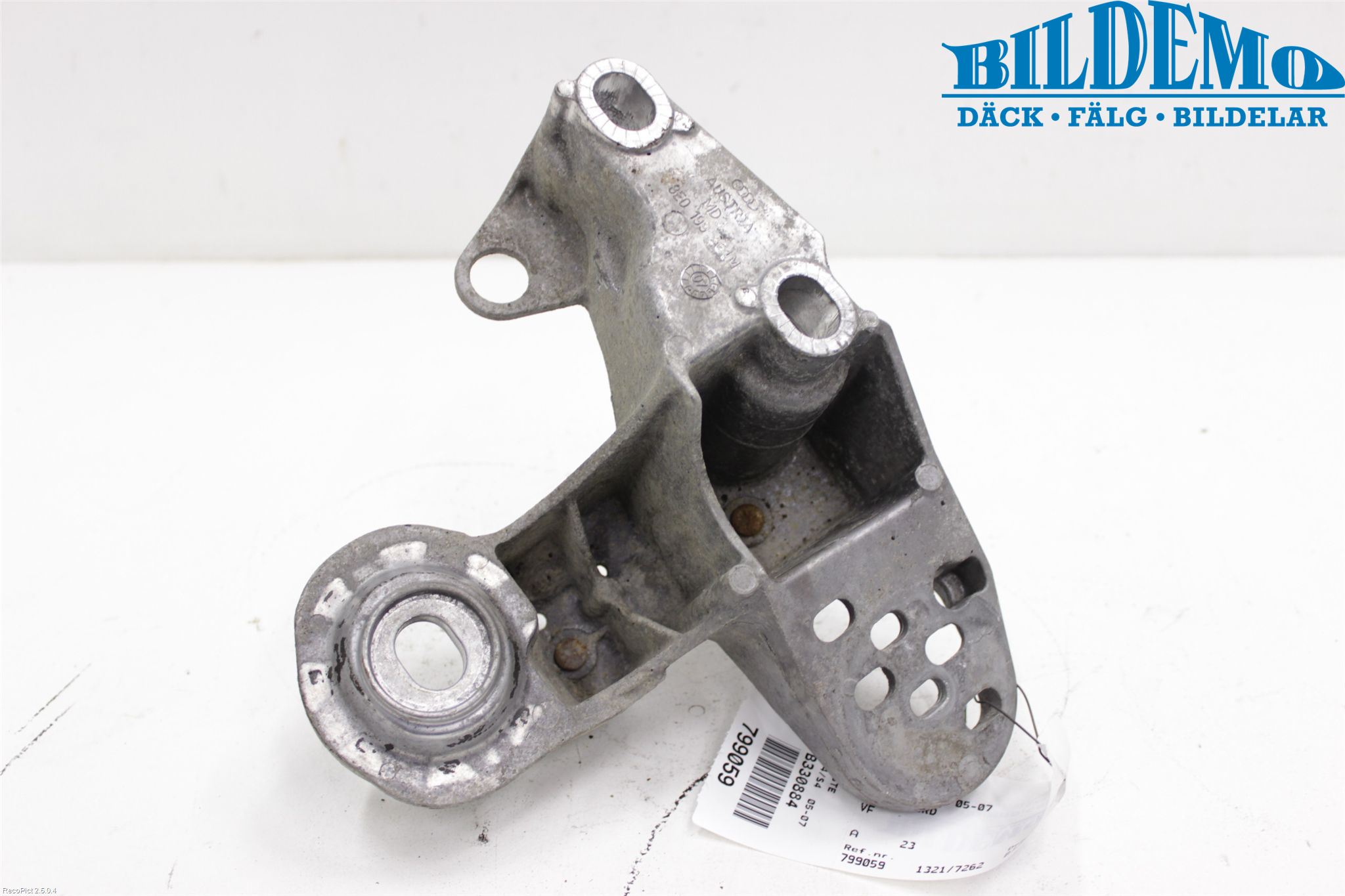 Audi A4/S4 05-07 Motor Feste Stål-Alu