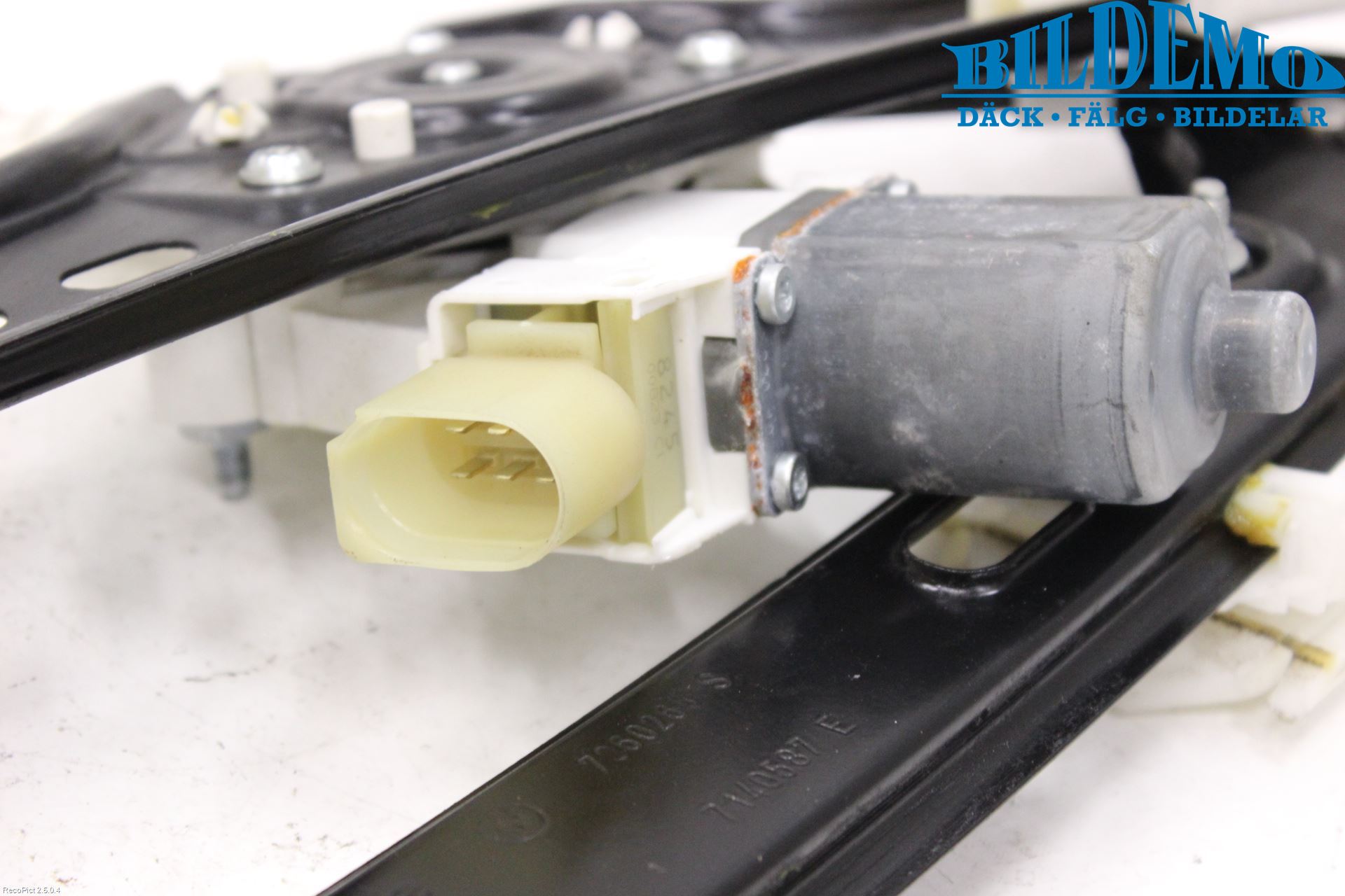 BMW 3 E90/91 SED/TOU 05-12 Vindusheis El Komp