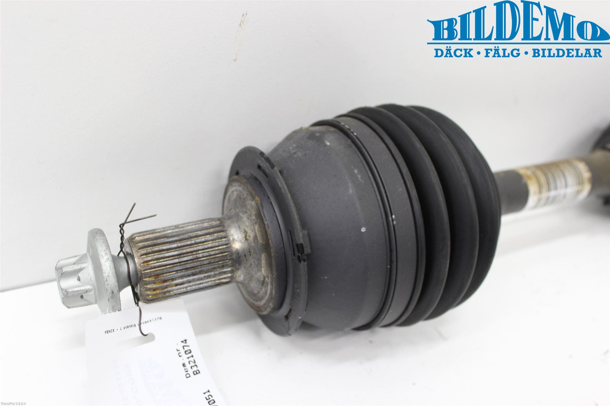 Mercedes-Benz MB B-KLASS (W246/W242) 12-19 Drivaksel Foran Kompl Venstre
