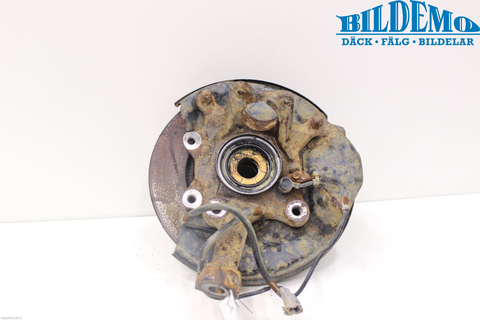 Toyota HILUX 97-04 Spindel Hf