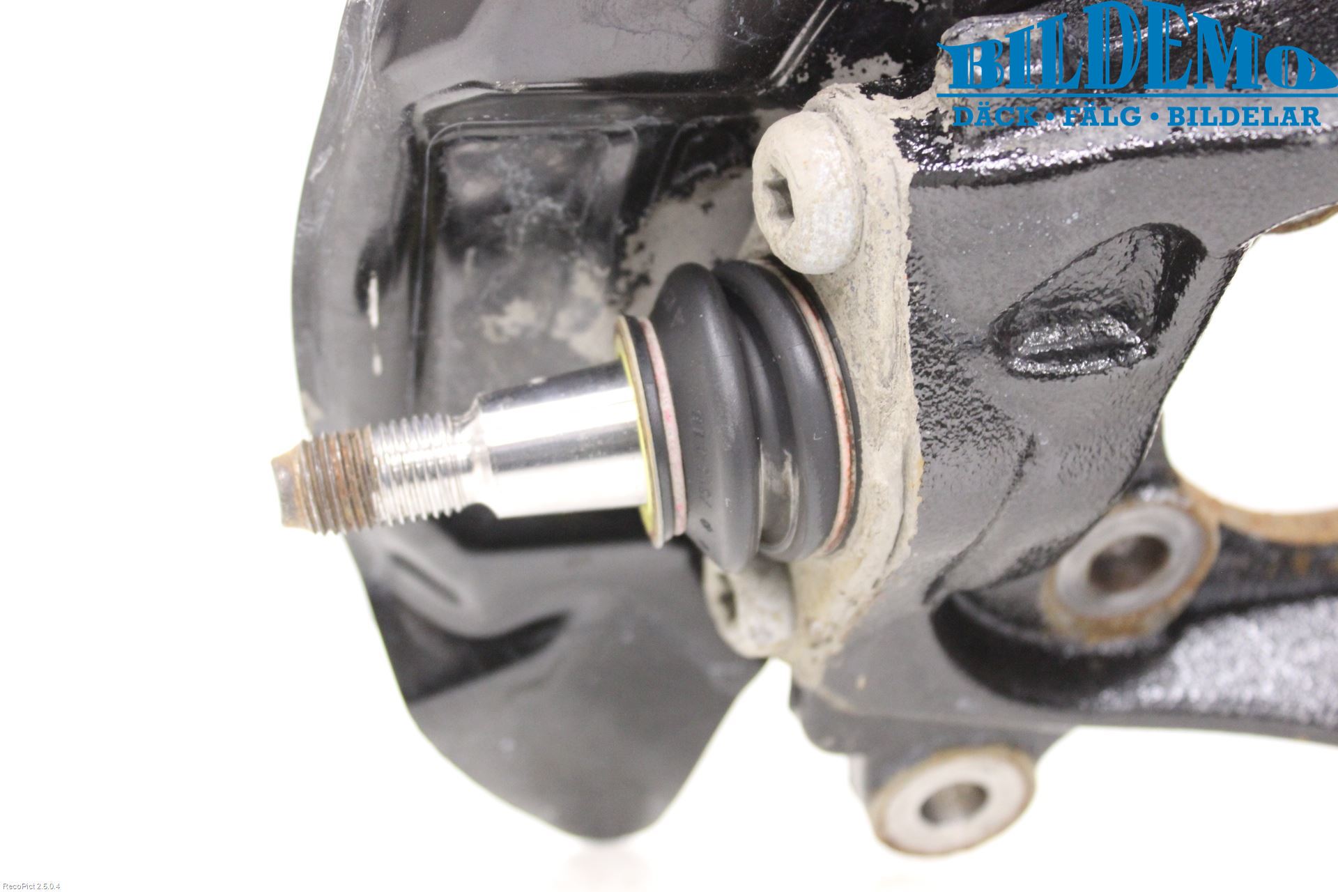 Mini COUNTRYMAN R60 11-16 Spindel Vf