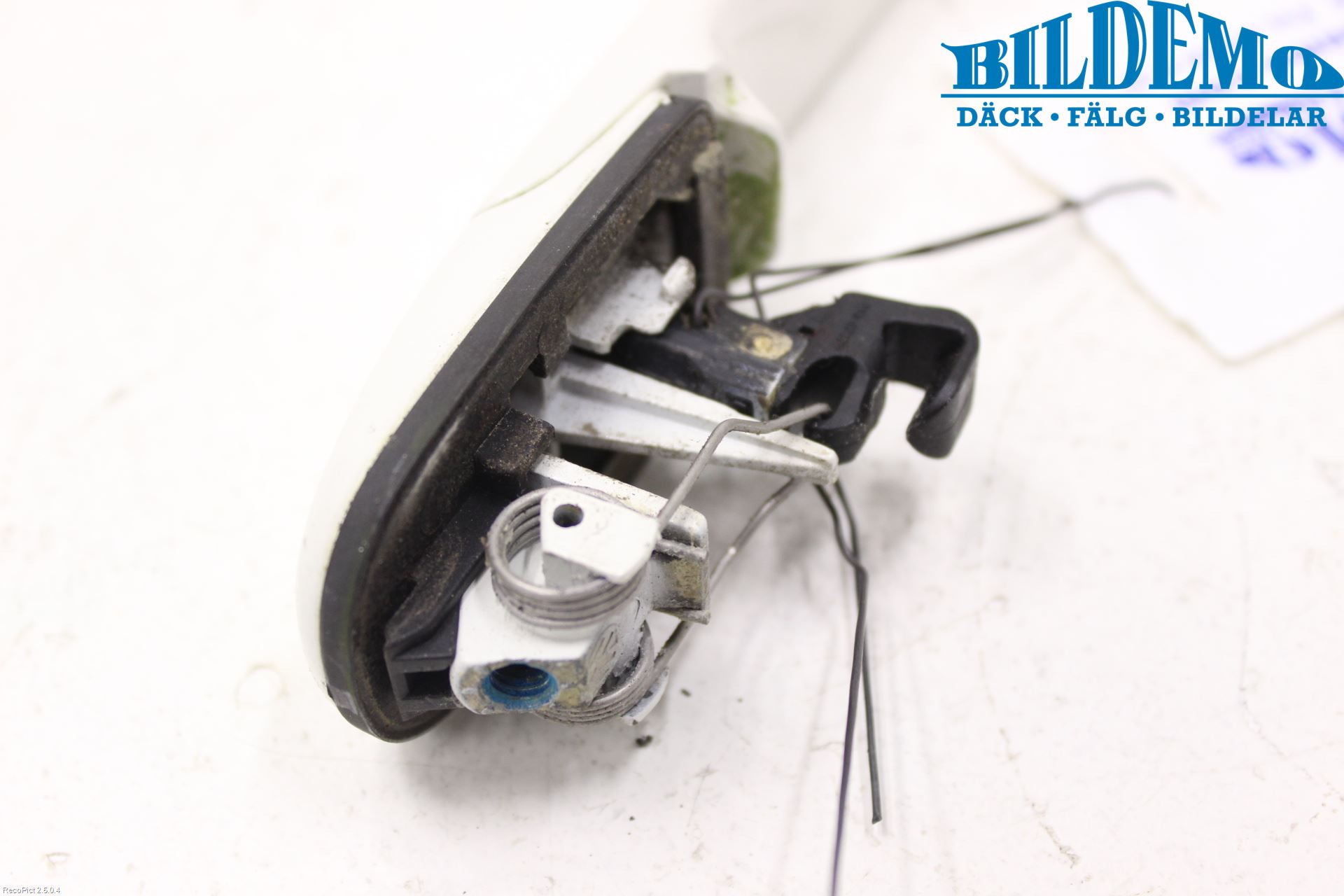 Volkswagen VW POLO 95-01 Dørhandtak Ytre Høyre
