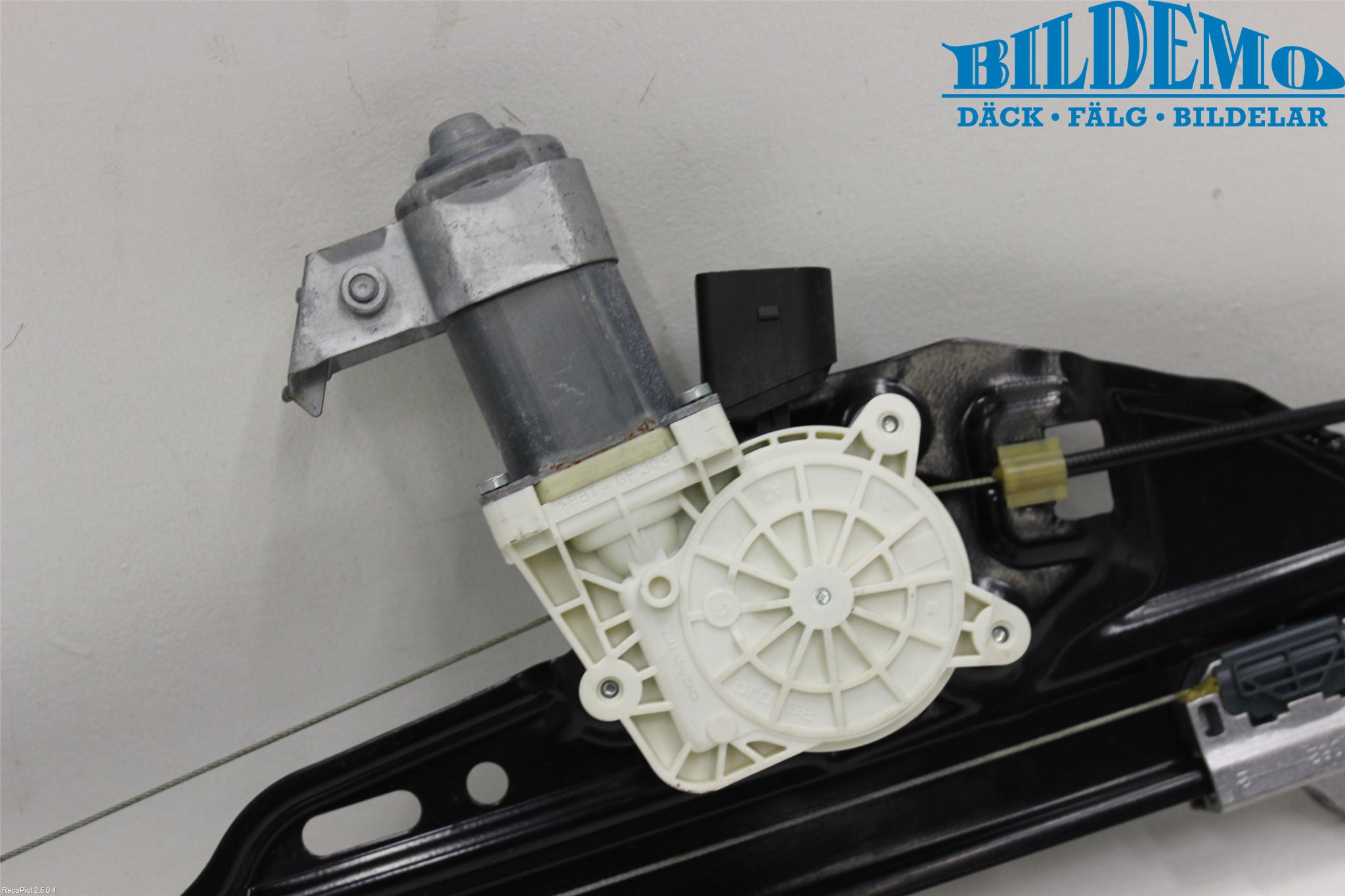 BMW 5 E60/61 Sed/Tou 02-10 Vindusheis El Komp