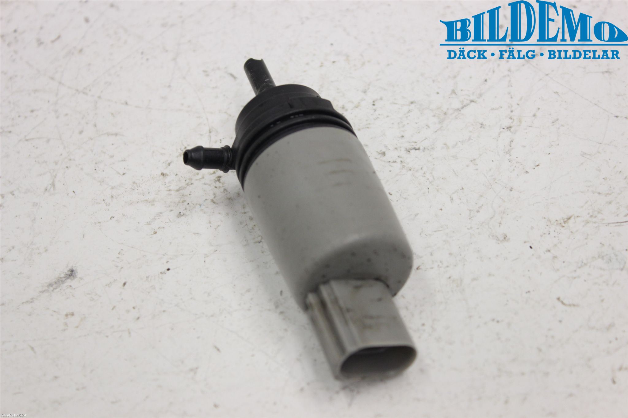 BMW 5 E60/61 Sed/Tou 02-10 Spylerpumpe Frontrute