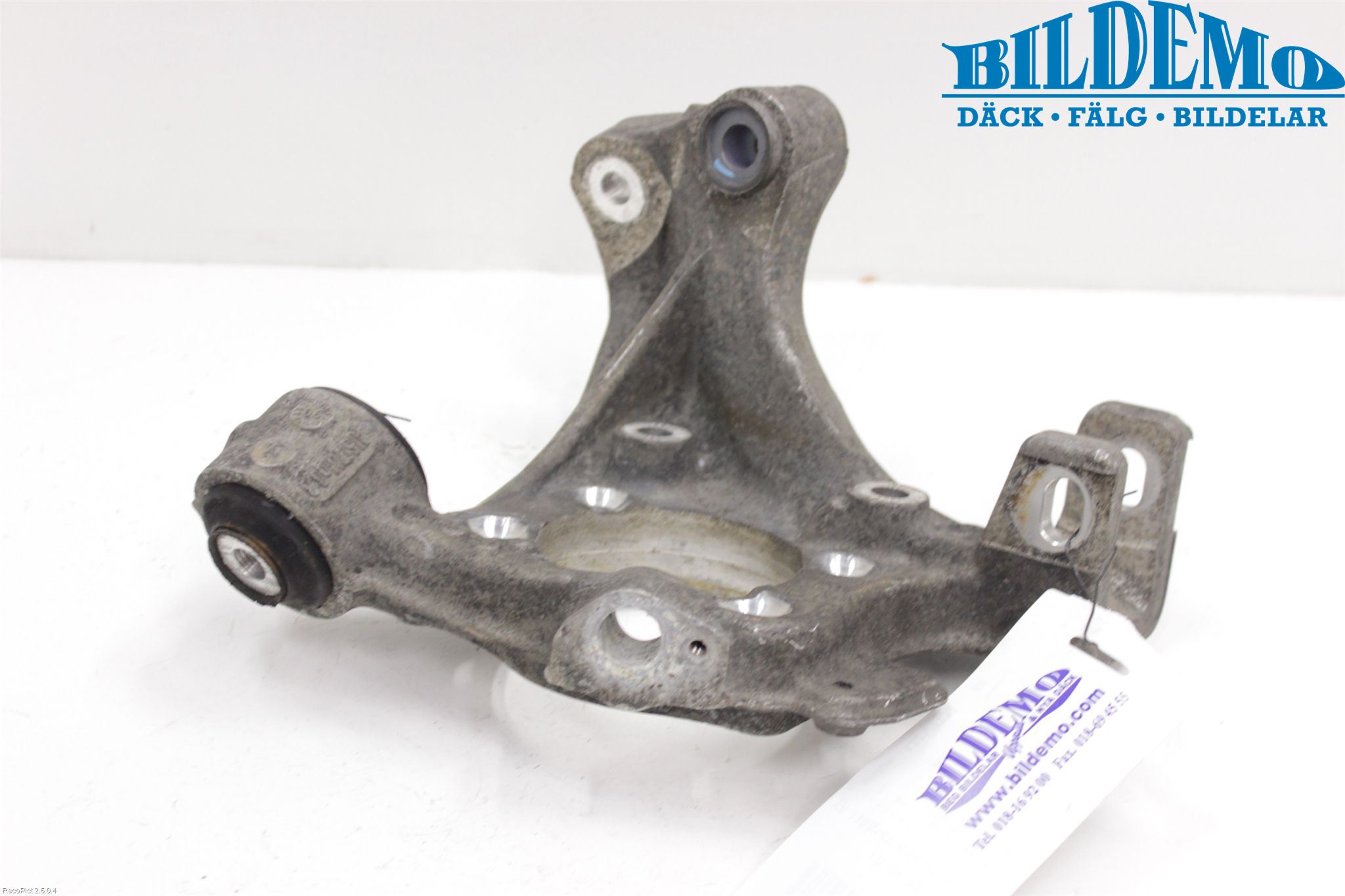 Audi A4/S4 05-07 Spindel Vb