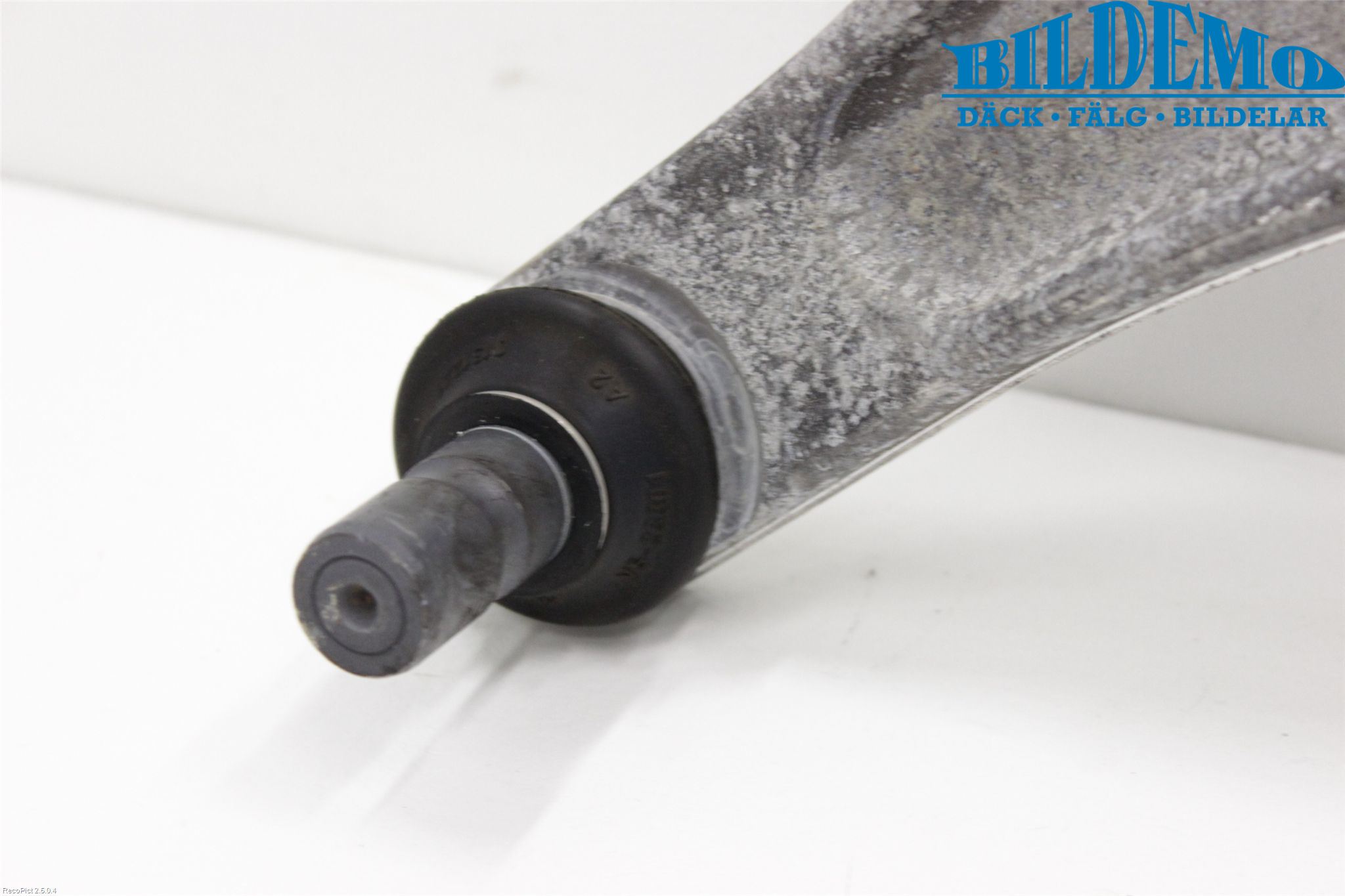 Opel INSIGNIA 09-16 Bærearm Foran Venstre Nedre