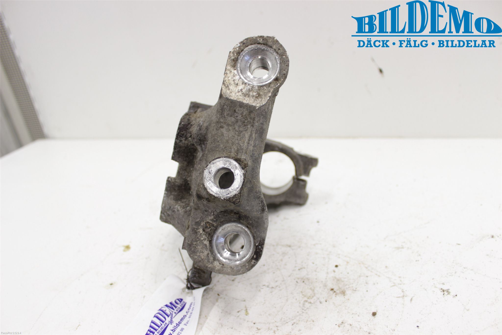 BMW 3 E90/91 SED/TOU 05-12 Spindel Hf