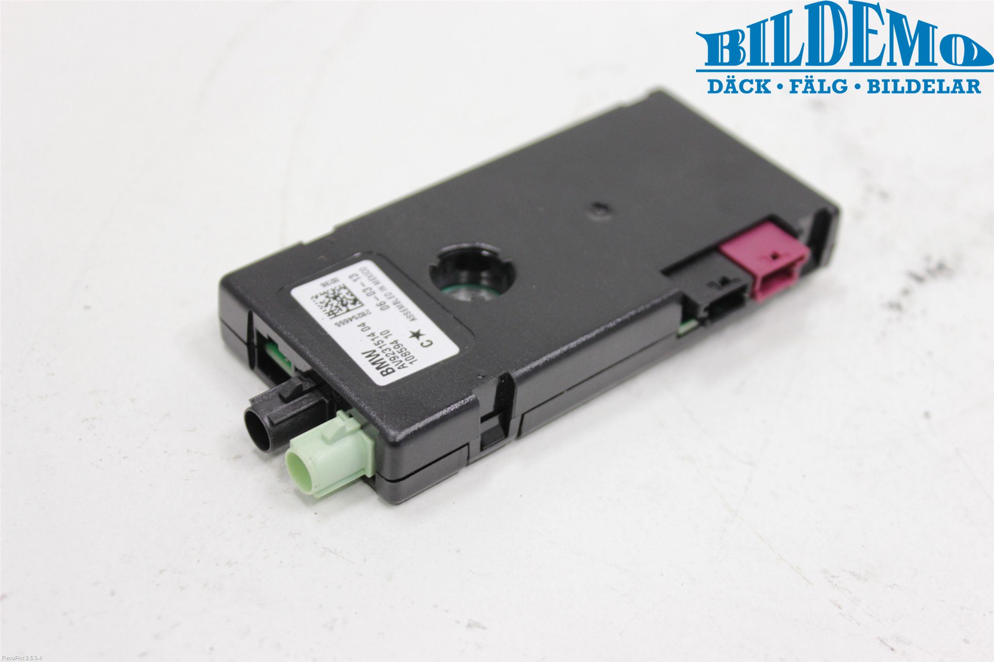 BMW 3 F30/F31/F80 12-19 Stereo Antenneforsterker