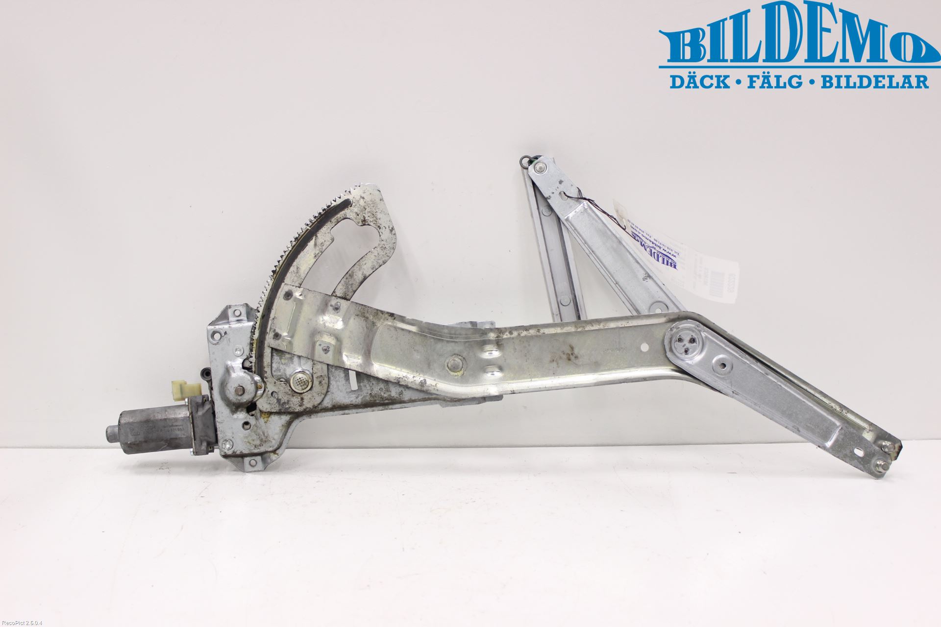 Saab 9-3 VER 1 98-03 Vindusheis El Komp