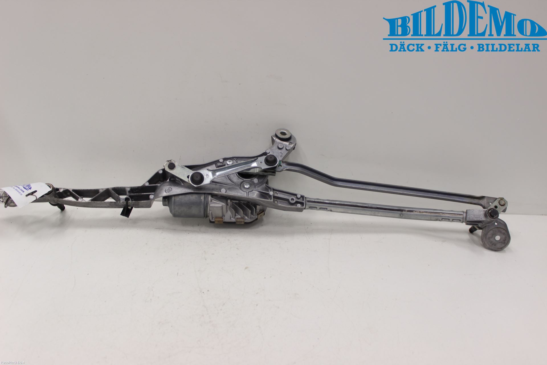 Mercedes-Benz MB E-KLASS (W212) 09-16 Viskermotor Frontrute